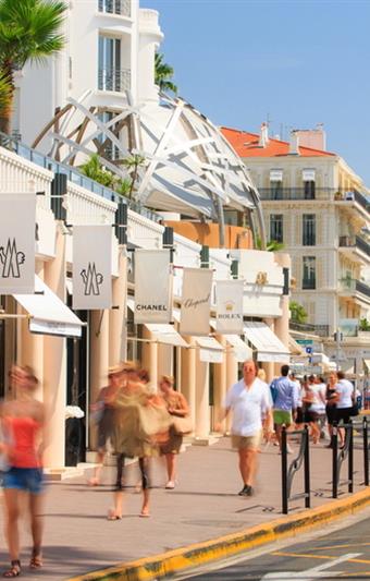 Un peu de shopping dans la rue d'Antibes ou la Croisette à Cannes